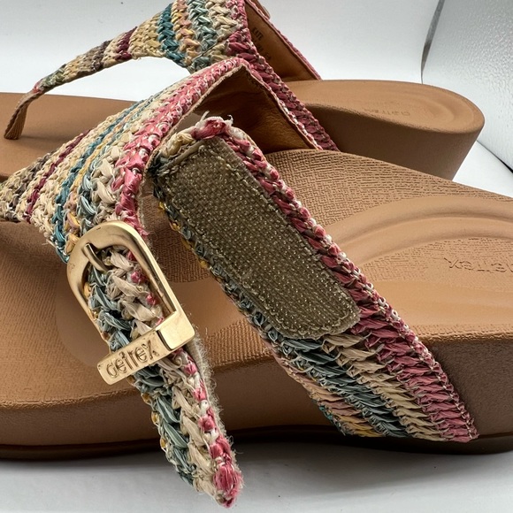 Aetrex Women Thong Kate Tan Sandals 10.5-11 Arch Support Heels NEW IN BOX - Picture 10 of 13